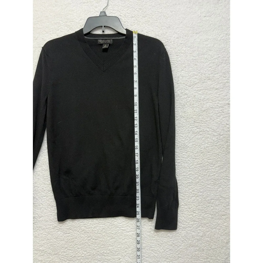 Banana Republic Mens Extra‎ Fine Merino Wool V-Neck Sweater Black M 506201-03